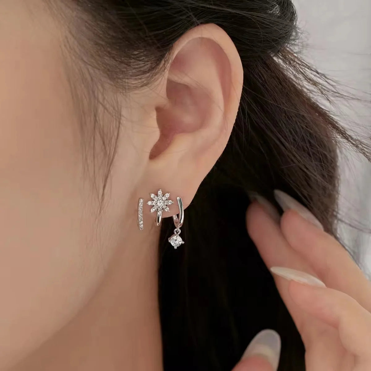 Sparkling Claw Earrings For Women